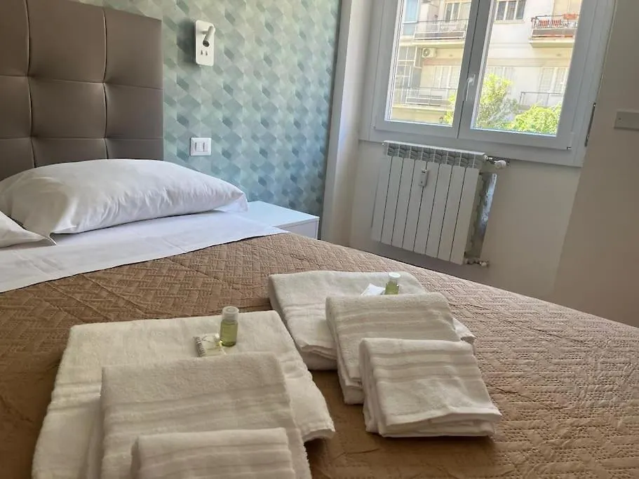Yurihome2015 Rom 0*,  Italien