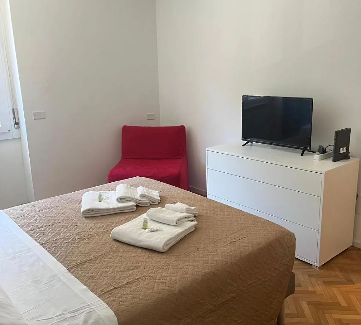 Apartment Yurihome2015 Rom Italien