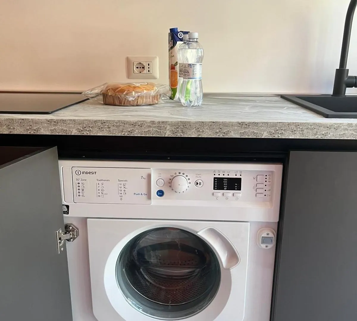 Yurihome2015 Rom Apartment